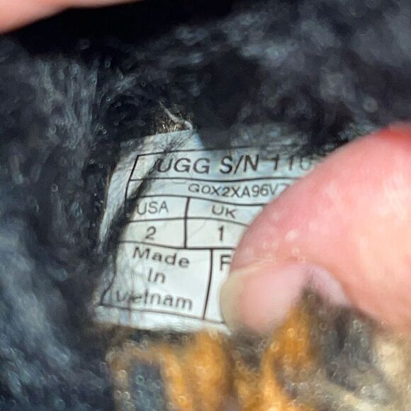 UGG Leopard Scuffette II Slippers Shoes (Size US 2) - Picture 6 of 6